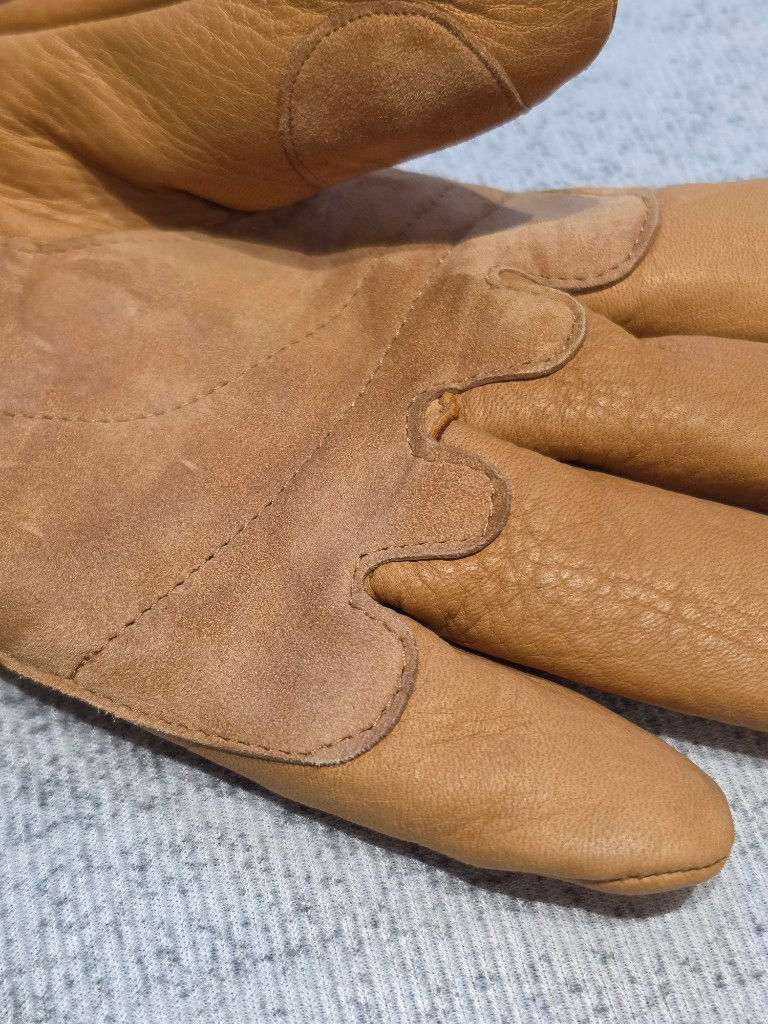 縮圖：克羅心 Chrome Hearts 騎士皮手套