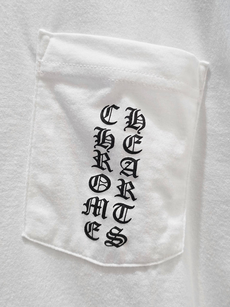 縮圖：克羅心 Chrome Hearts Tokyo東京限定 胸口歌德文短袖(白)
