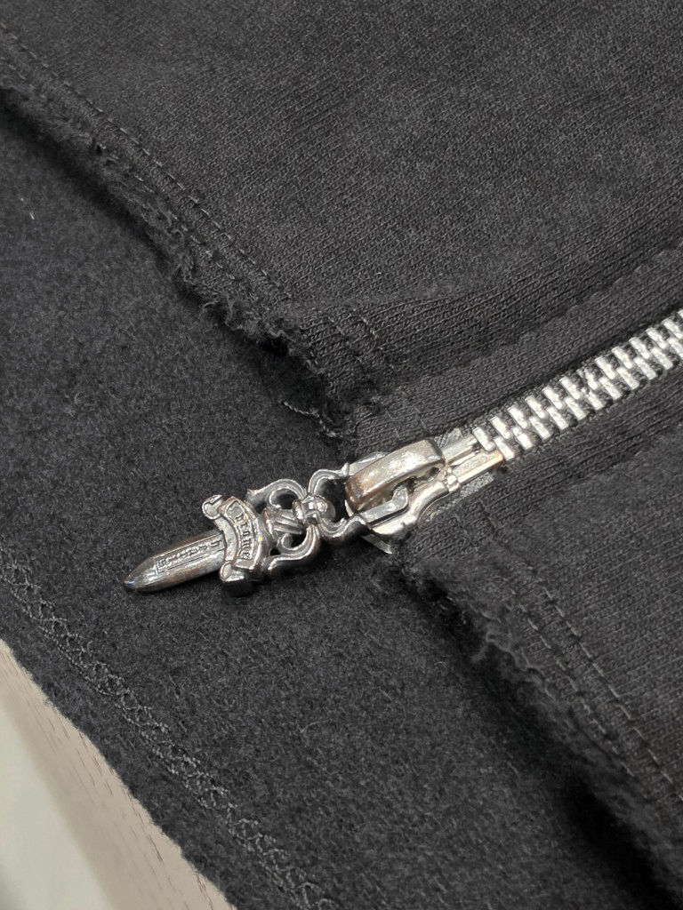 縮圖：克羅心 Chrome Hearts Bella hadid 聯名 真皮長版外套