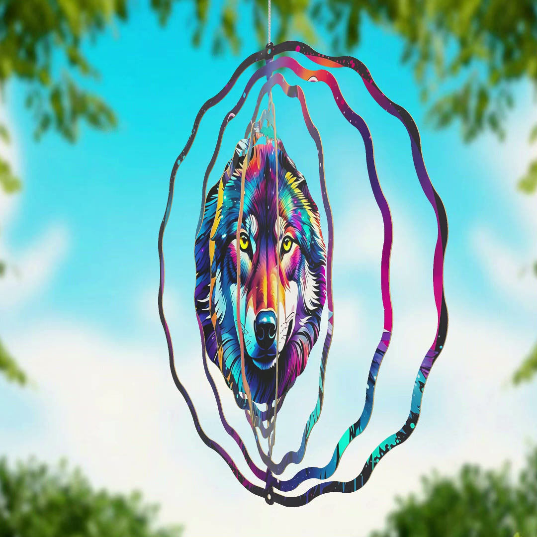 Wolf Northern Lights Metal Wind spinner