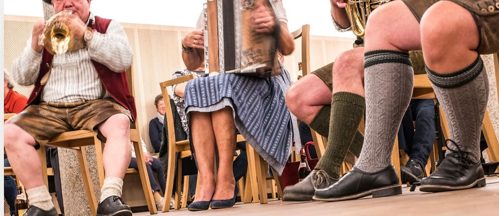 »A TANZL UND A WEIS’« – SEMINAR FÜR TANZLMUSI UND WEISENBLASEN