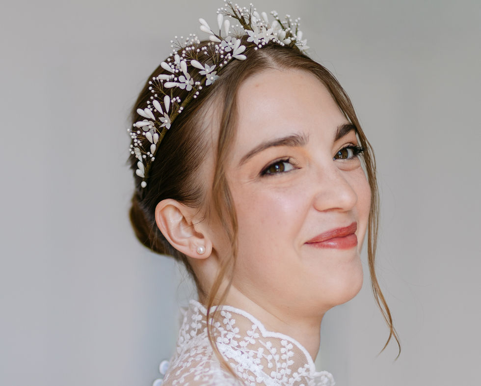 Wedding loire Valley
Maquillage de mariée de Laurie au domaine de la ploquinière. 
Maquillée par Les make up de Flavie 