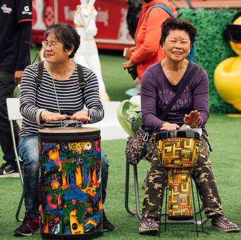 Family drum circle, backstage drum circles, thomas chiu drums, hong kong drum circles, hk drum circles