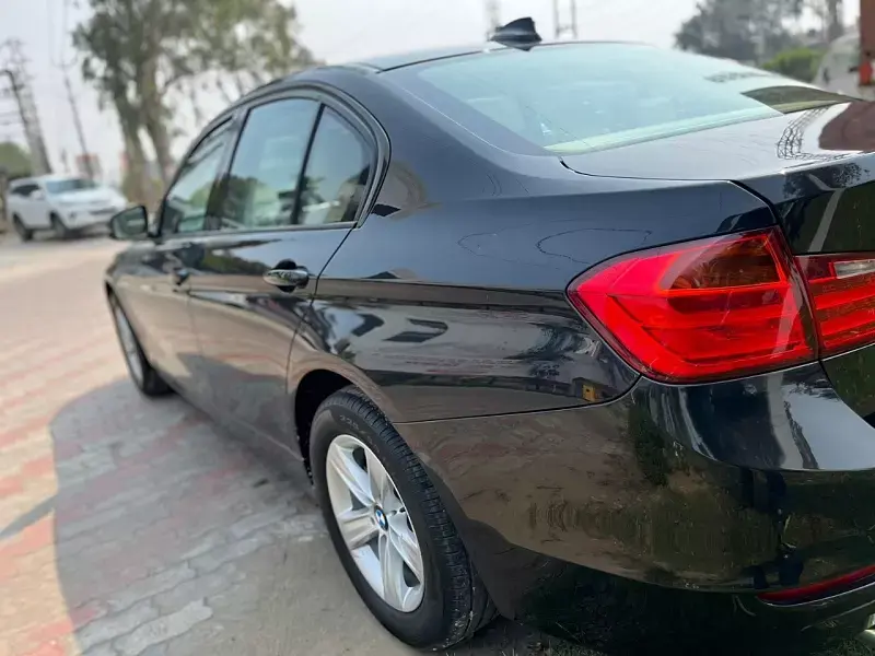 Thumbnail: BMW 3-Series320d 2017 Luxury Line Diesel Driven- 60,000km
