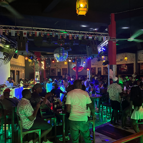 Życie nocne w Diani / Kenia