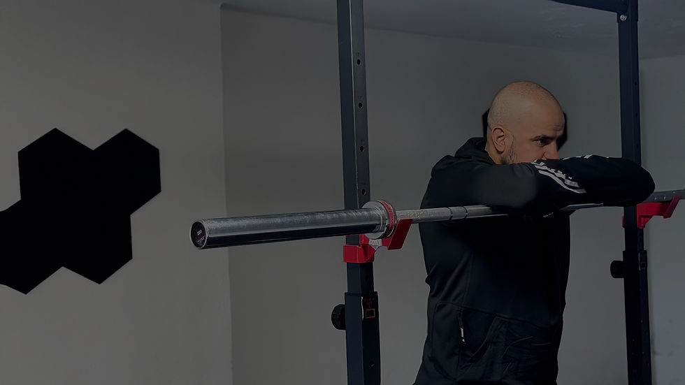 PAblo pensando_edited.jpg