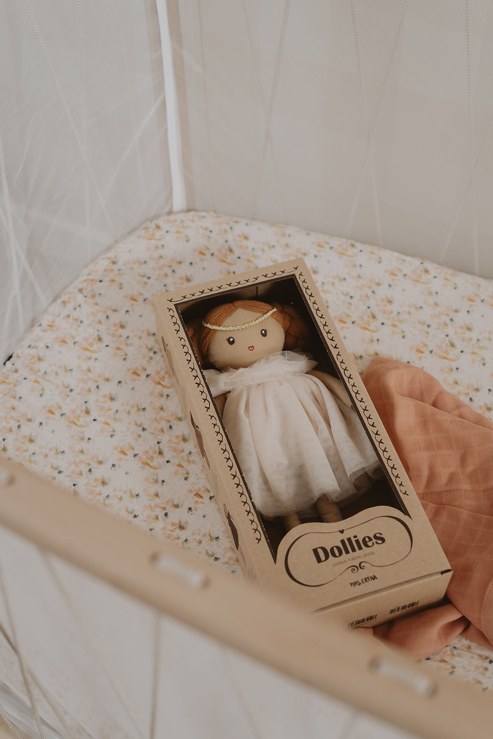 Thumbnail: Dollies | Maggie Lu