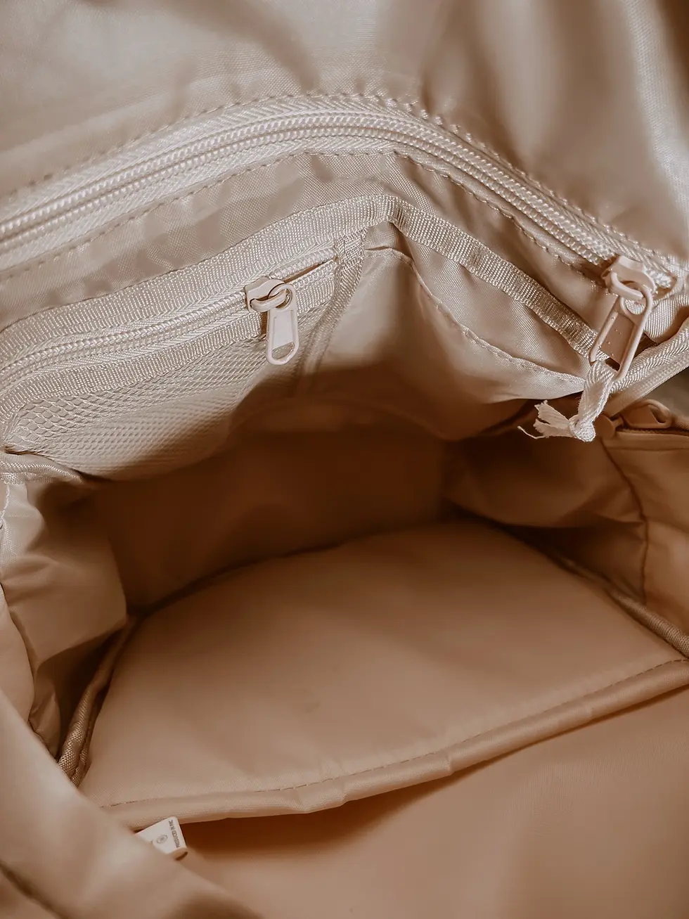 Thumbnail: Mrs. Ertha | Backpack Little Daisys