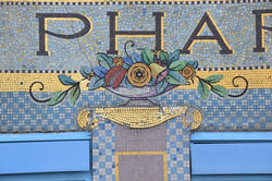 Nancy, pharmacie Point Central