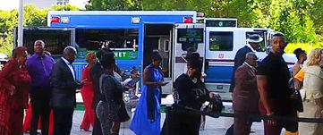 Ambulance Crowd View.png