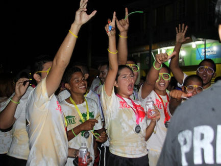 Se realiza con mucho éxito la carrera “Glow Run 5K Lerdo 2014”