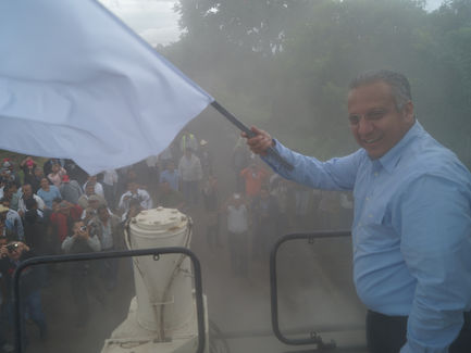 MRP da banderazo de inicio de trabajo en tramo Ranchoapan-Tilapan