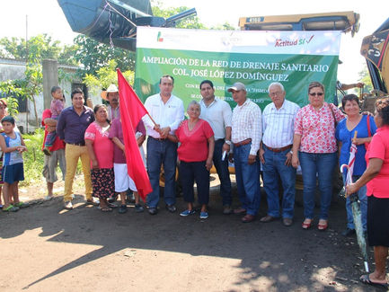 Continúan más obras de drenaje sanitario en colonias de Lerdo de Tejada