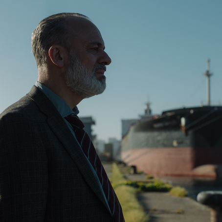 ‘Ardora’, la nueva serie de Portocabo para Movistar Plus+, integra en su ficción la campaña de protección del mar de la Actividad Portuaria de A Coruña