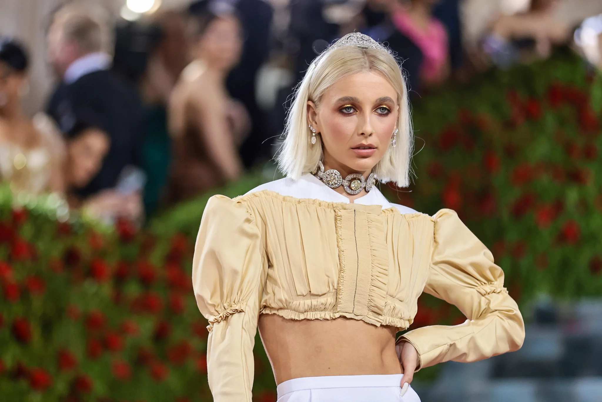 The 2023 Met Gala, celebrating the legacy of Karl Lagerfeld, is almost here, and for the third year in a row, Vogue will be hosting the official red carpet livestream. Join actor and producer La La Anthony, writer Derek Blasberg, and Saturday Night Live's Chloe Fineman as they take on hosting duties, with internet sensation Emma Chamberlain returning as Vogue's special correspondent. Don't miss out on all the fashion and fun - find out how to watch the 2023 Met Gala livestream and everything else you need to know about Met Gala Monday.