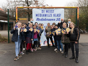 Klas 5B van de Vrije Basisschool De Leeuwuit Zedelgem is de Meest mediawijze klas van Vlaanderen!