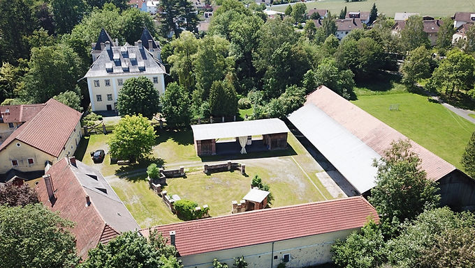 Innenhof & Remise