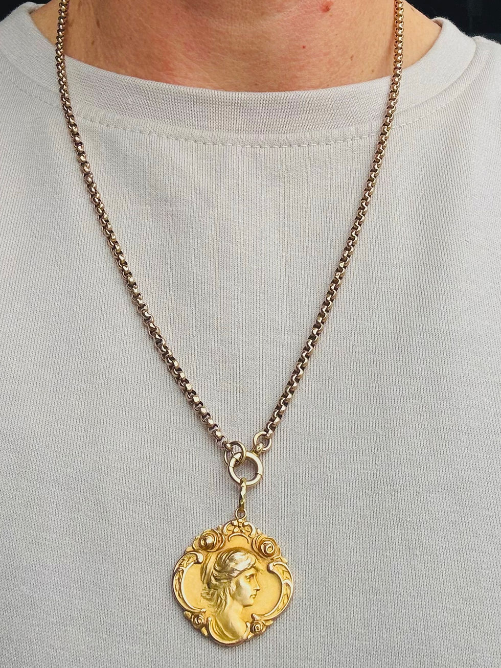 Thumbnail: Antique 9ct gold belcher chain with bolt clasp