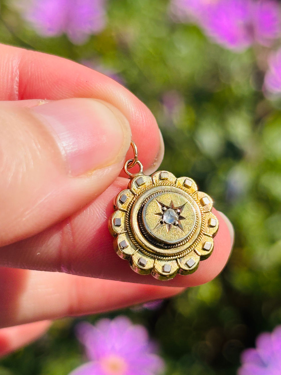 Thumbnail: Antique 15ct starburst pendant with rose cut diamond 