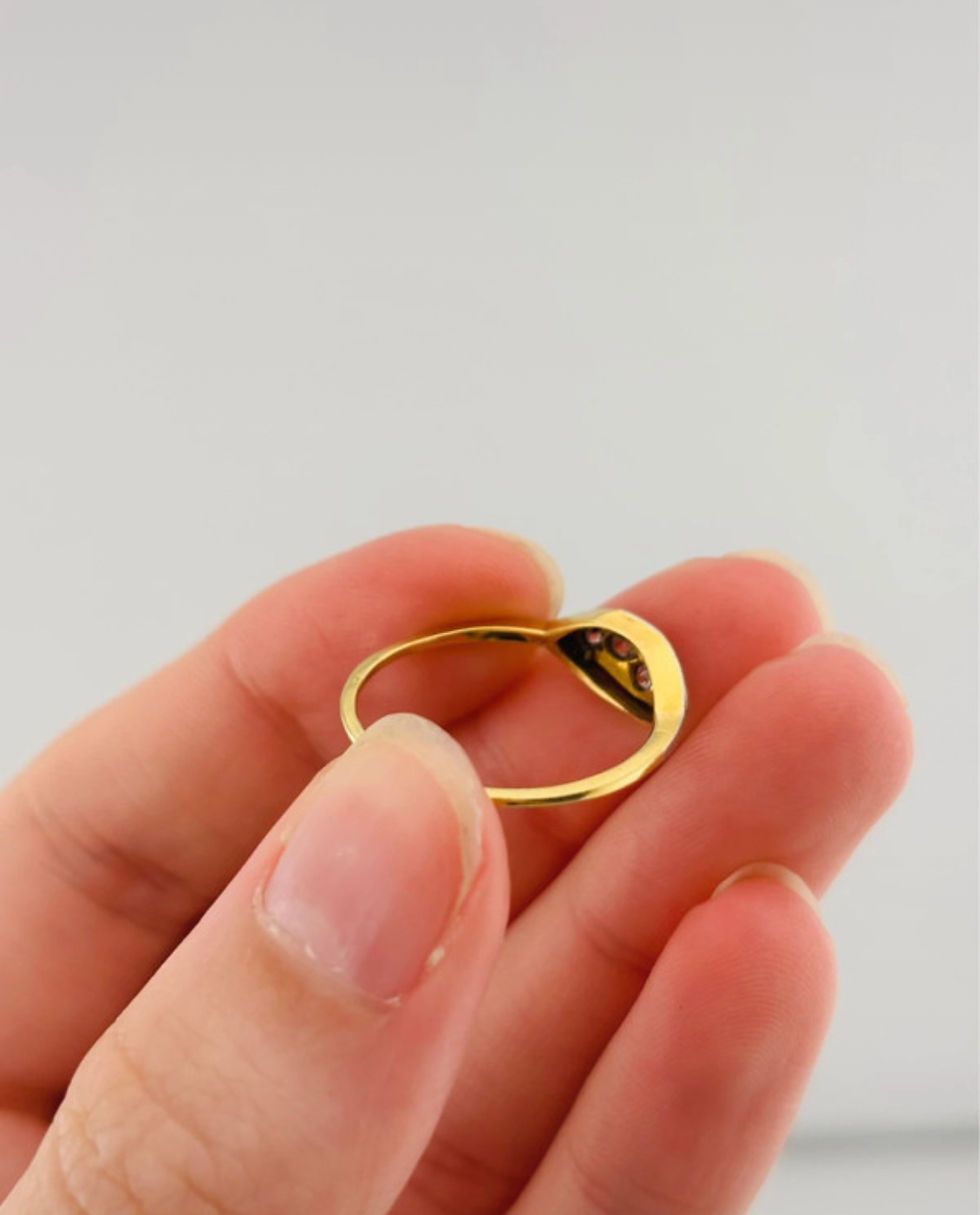 Thumbnail: Antique 18ct gold/platinum diamond ring 