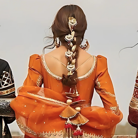 Parandis: The must-have accessory of the season