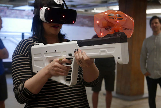 Arena Infinity Haptic VR Gun Prototype Can Simulate All Sorts of Weapons