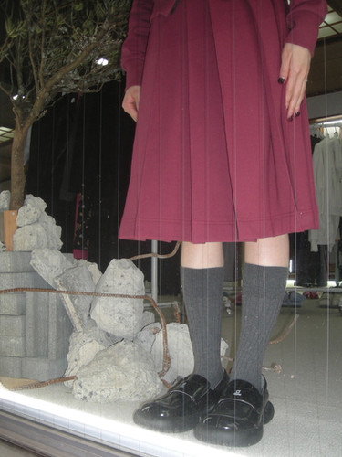 Ans Dotsloevner / SCHOOL pleats skirt / Burgundy | CHICKS WEB