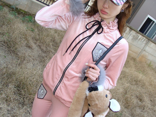 PRAYINGパンツ SPORTS VELOUR CAPRIS / PINK Praying / Praying Sports Velour Capris | CHICKS WEB