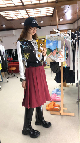 Ans Dotsloevner / SCHOOL pleats skirt / Burgundy | CHICKS WEB