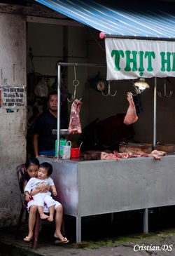 Vietnamese People, family and meat