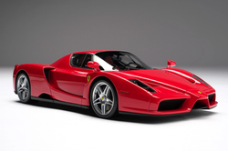 Enzo Photo