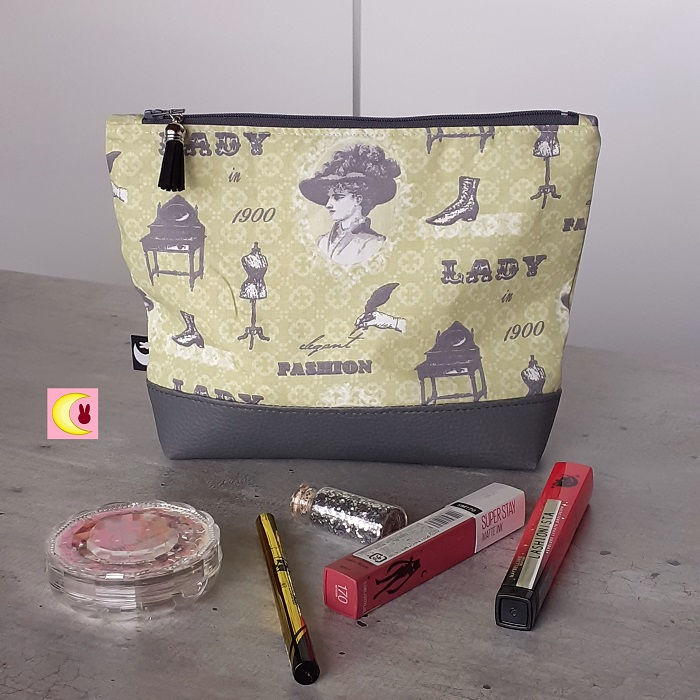 Miniature : trousse green lady de dos
