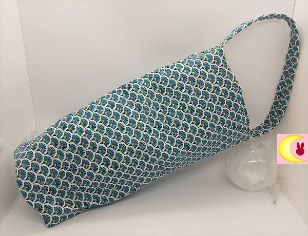 Thumbnail: sac porte bouteille papier cadeau