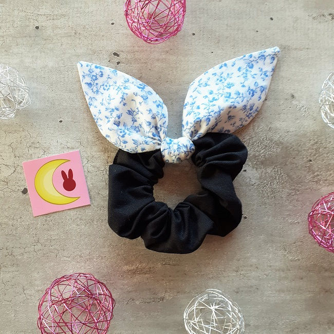 Thumbnail: chouchou lady blue bicolore whistledown bridgerton face avant