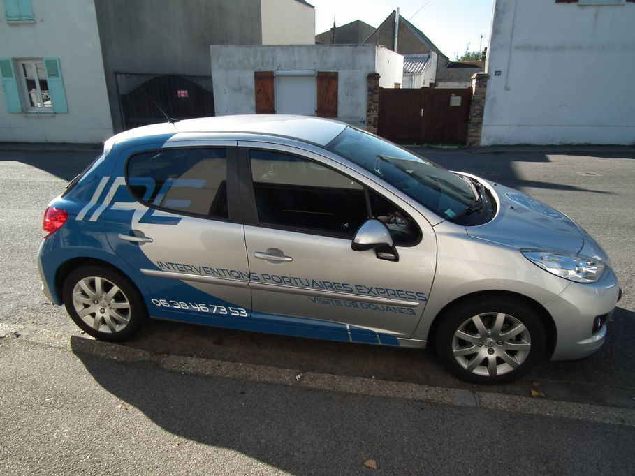Marquage véhicule entreprise au Havre – finition soignée