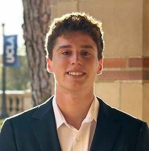 Henry Houser Headshot.jpeg