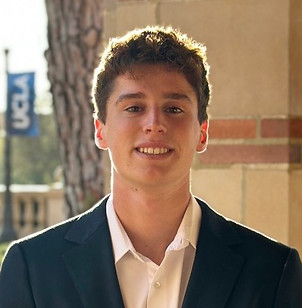 Henry Houser Headshot.jpeg