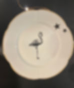 Série de 6 assiettes à dessert vintage revisitées avec flamant rose et étoiles