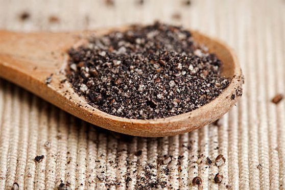Ingredient-BlackSeedOil.png