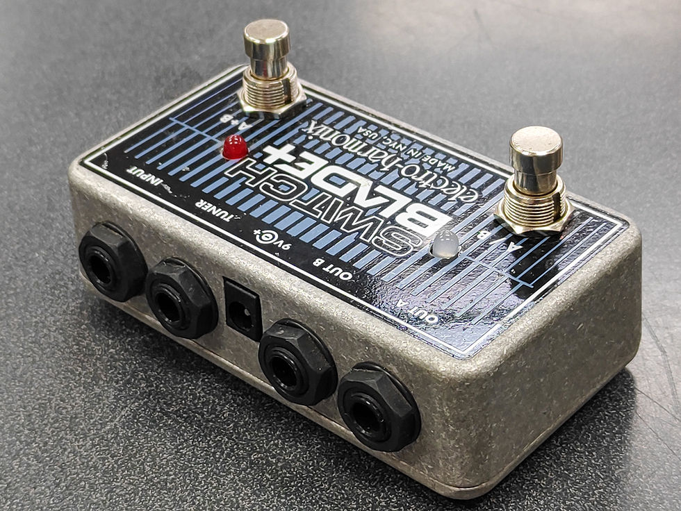 Electro-Harmonix Switchblade+ AB/Y switch pedal with two footswitches, A/B and A+B LEDs, and multiple jacks