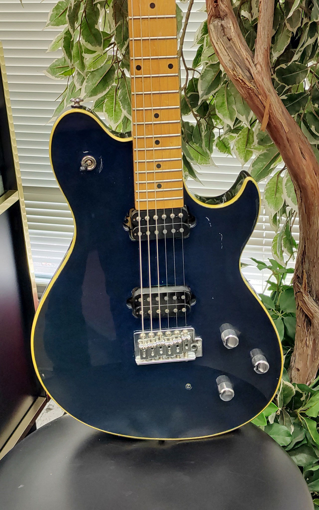 Slammer by Hamer WG1-TB Transparent Blue electric guitar with maple neck and dual humbuckers