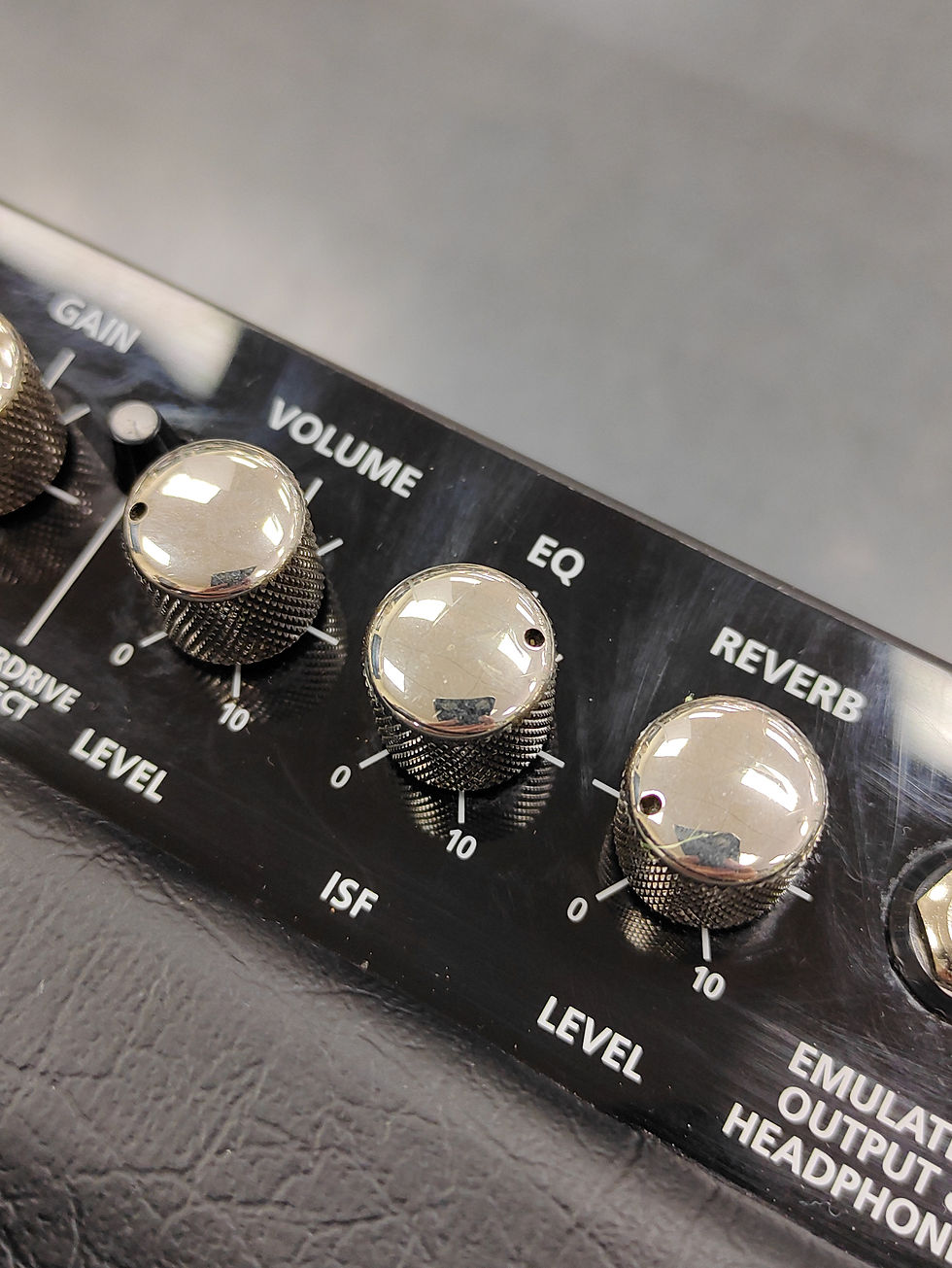 Thumbnail: Blackstar HT-1R guitar combo amplifier showing front grille, Blackstar logo, top controls, rear speaker output, power input