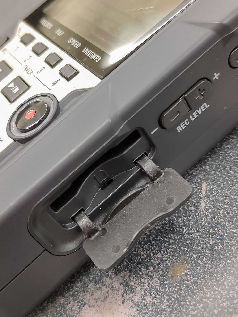 Thumbnail: Zoom H4n Pro portable four-track digital audio recorder with original protective case
