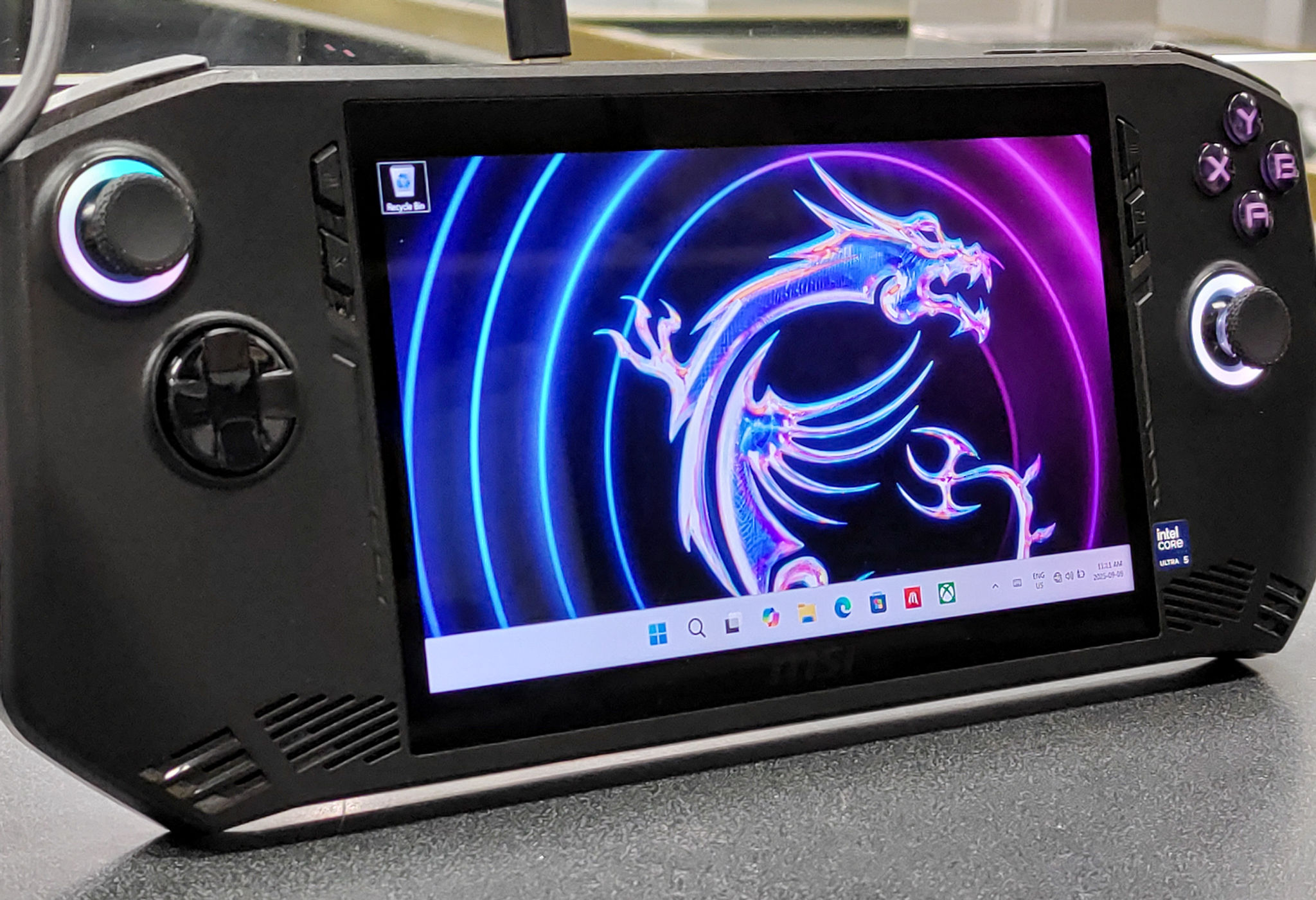 MSI Claw A1M handheld gaming PC in excellent condition with Intel Arc Graphics (8.8GB shared memory), 7-inch 120Hz display