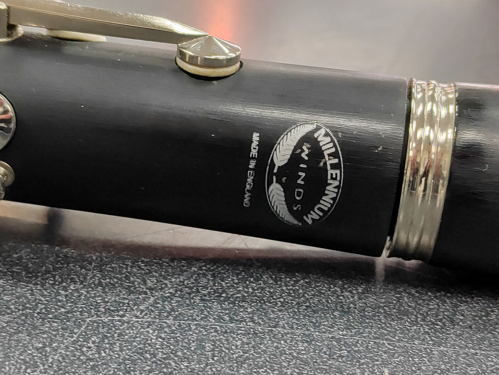Thumbnail: Millennium Winds Bb clarinet with silver keywork and Yamaha 4C mouthpiece shown on a countertop