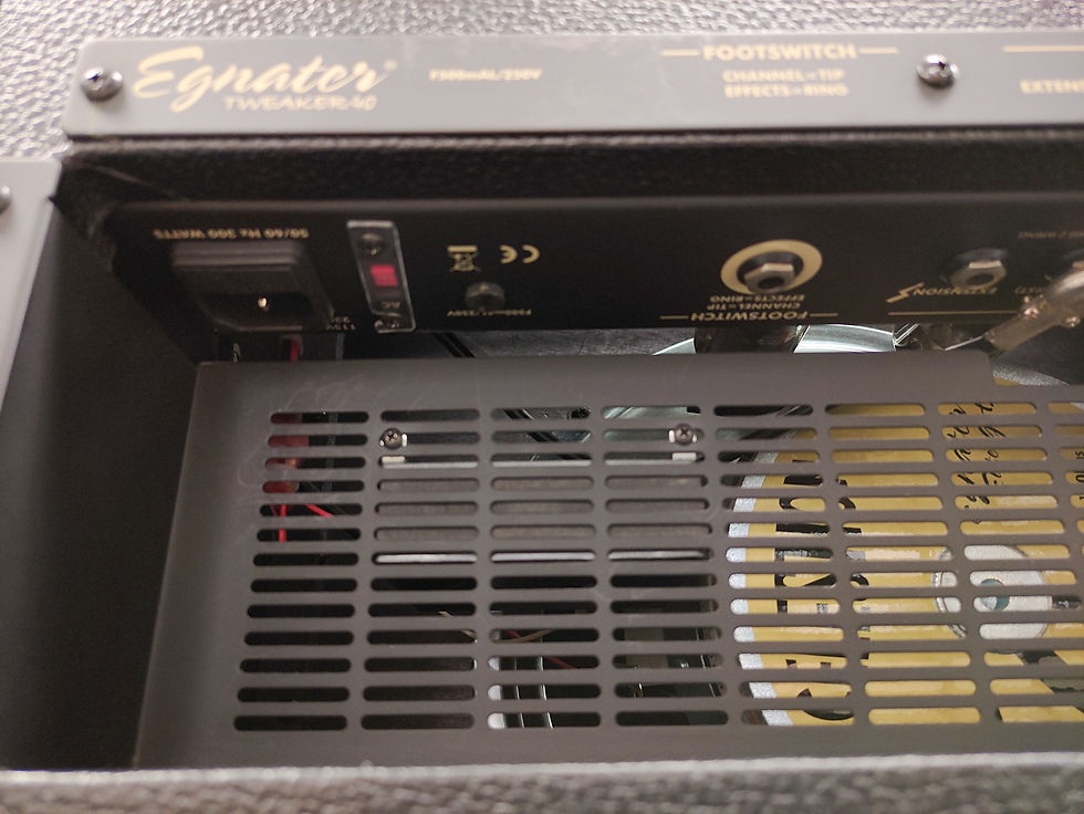 Thumbnail: Egnater Tweaker-40 40-watt 1x12 all-tube guitar combo amp with Celestion Elite GH-50 speaker, tan woven grille, black cabinet