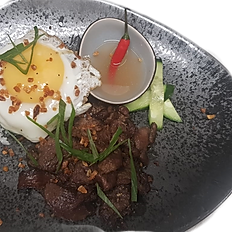 Tapsilog (l)