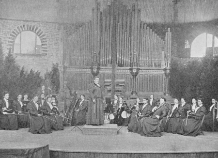 1897_Fadettes_Orchestra_Boston_USA