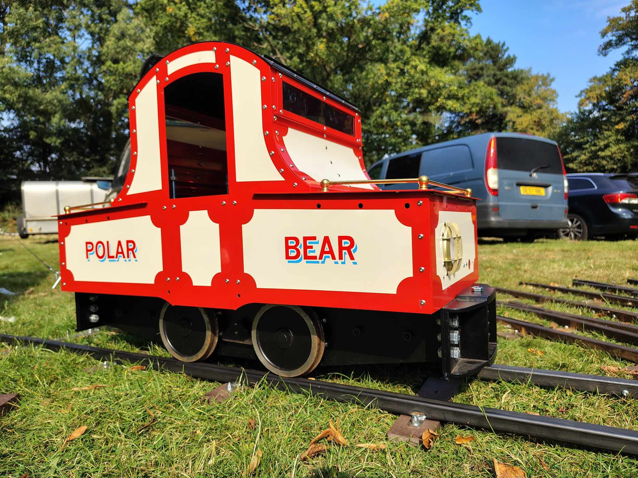 Polar Bear in scarlet and cream