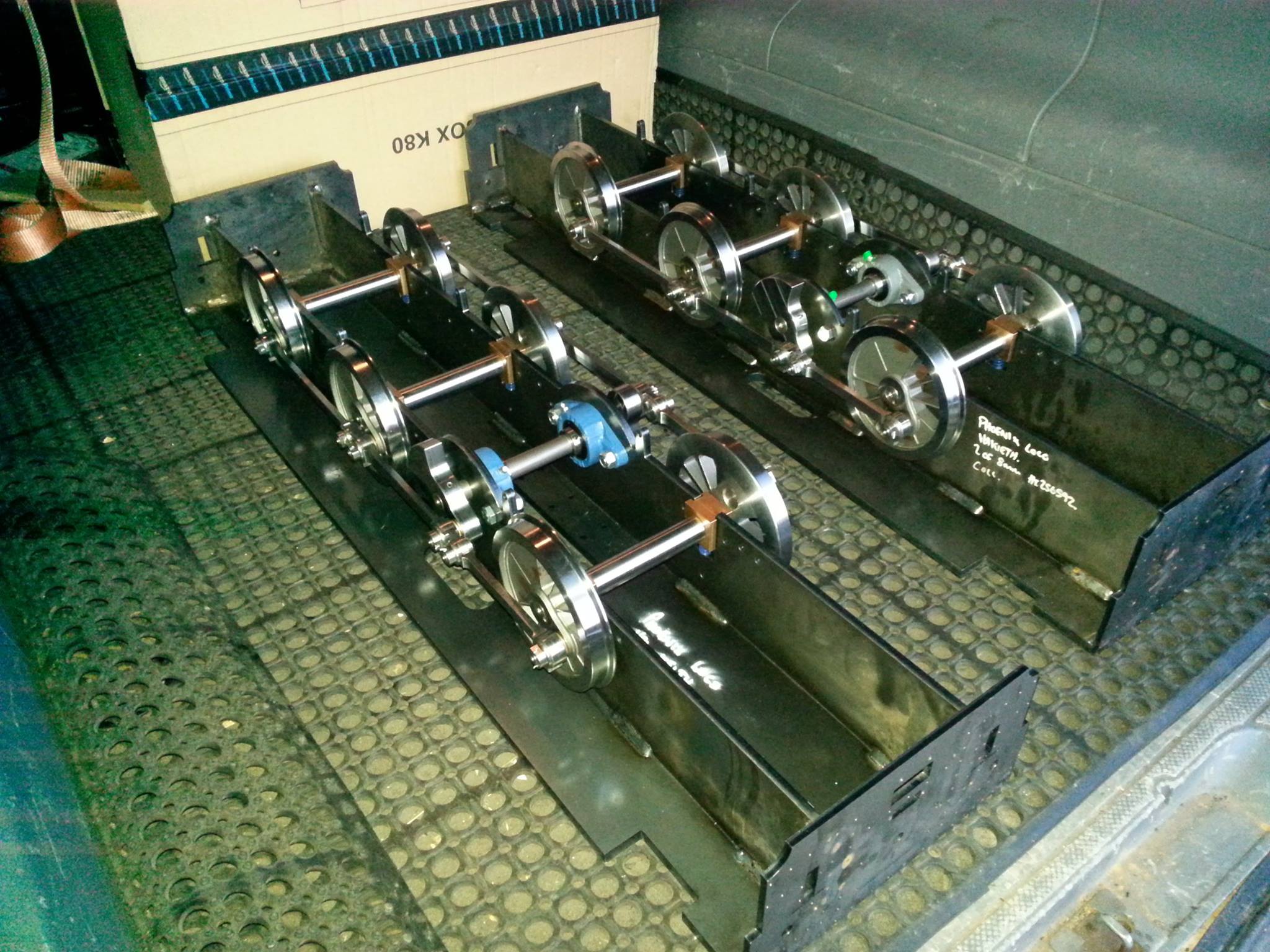 Class 14 chassis, axles and jackshaft drive arrangement.